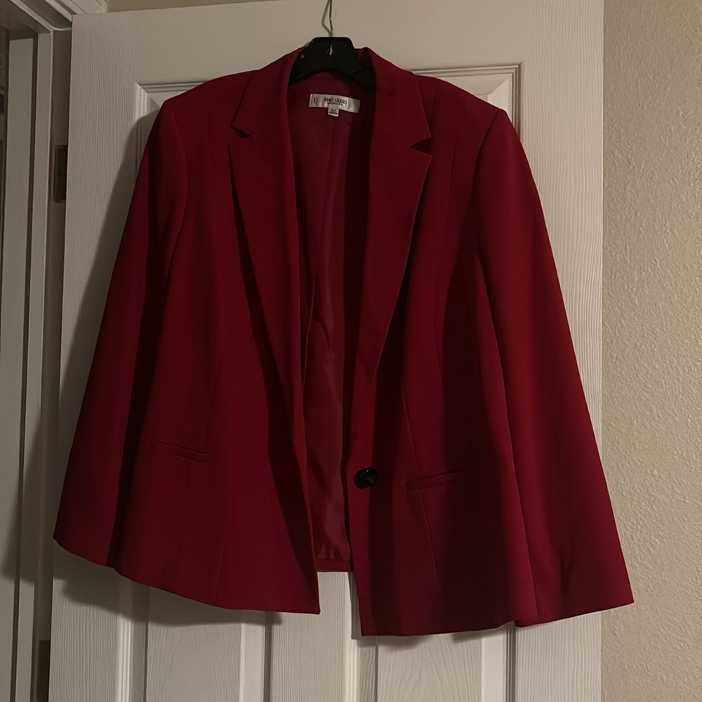 Red blazer Jones Newyork